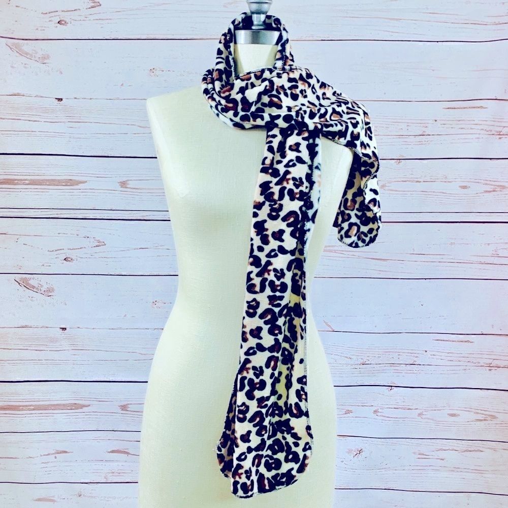 SCARF 🧣 Leopard print